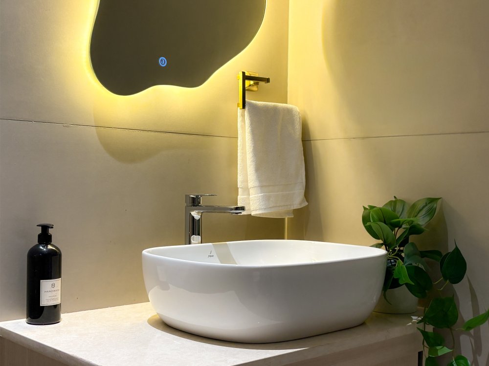 Bathroom amenities