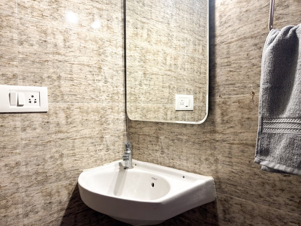 Bathroom amenities